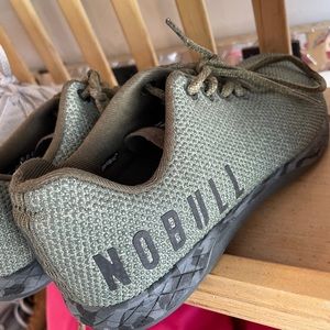 Worn only a few times